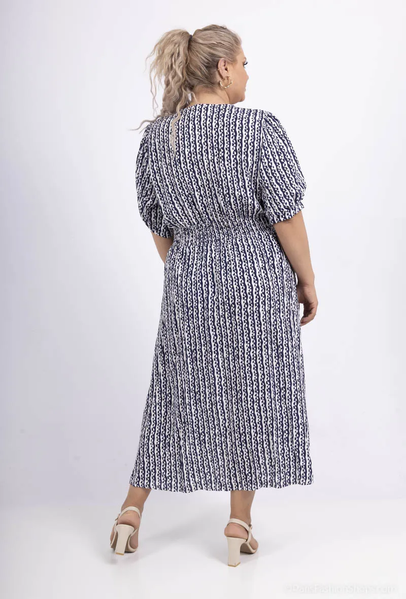 Fließendes Kleid mit Herzmuster
