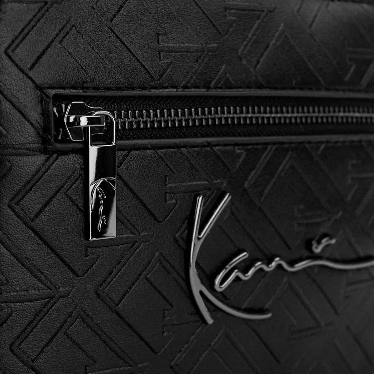 Karl Kani Signature Emboss Messenger Tasche 4052045 - schwarz